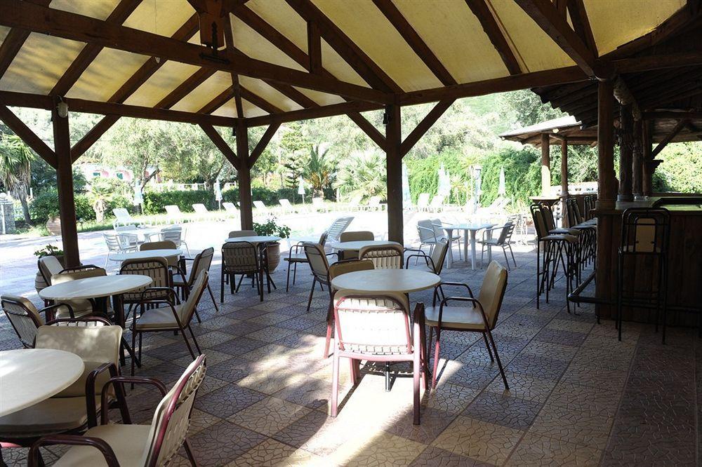 Phivos Hotel Paleokastritsa Eksteriør billede